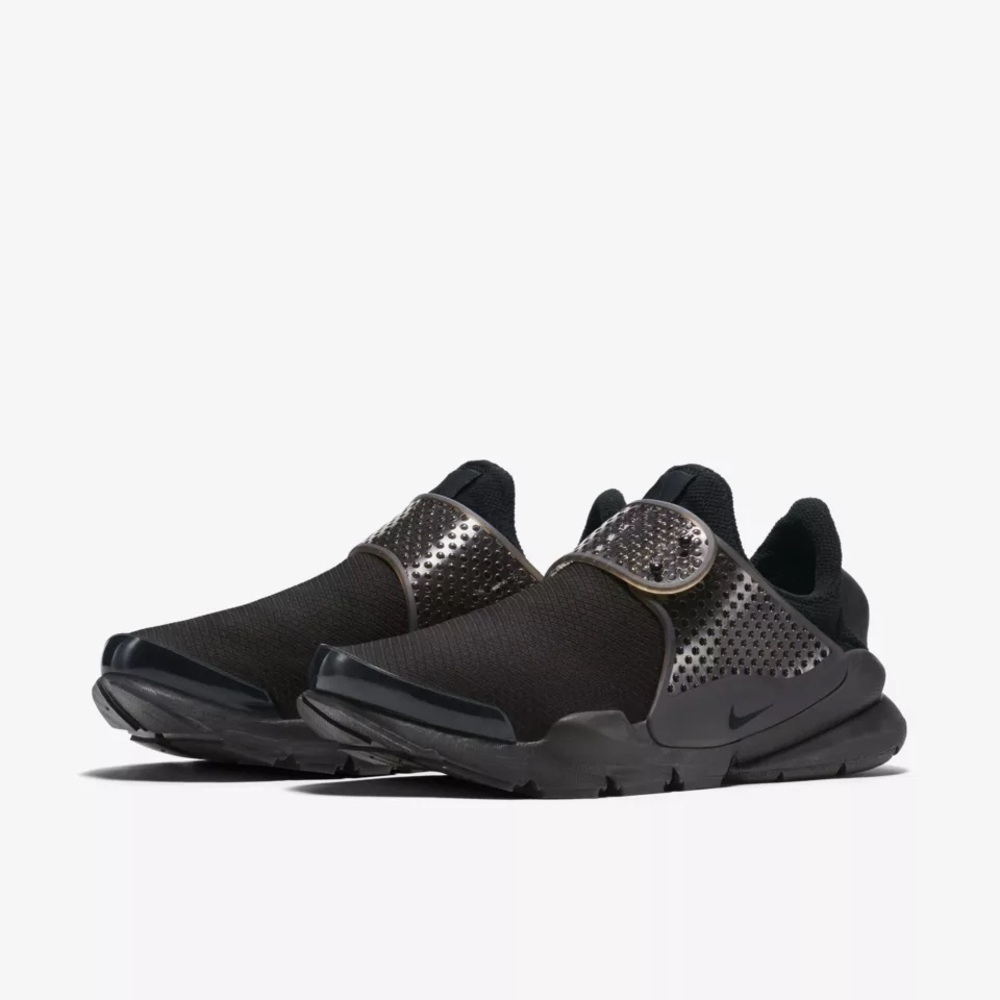 Nike Sock Dart Shoes